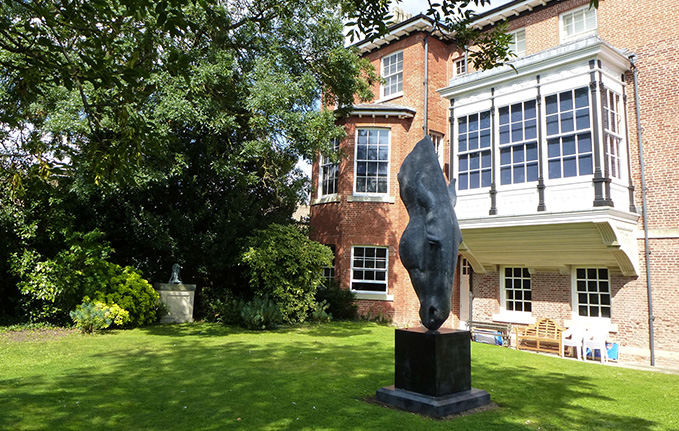 Explore Palace House Garden, part of the former sporting palace of King Charles II