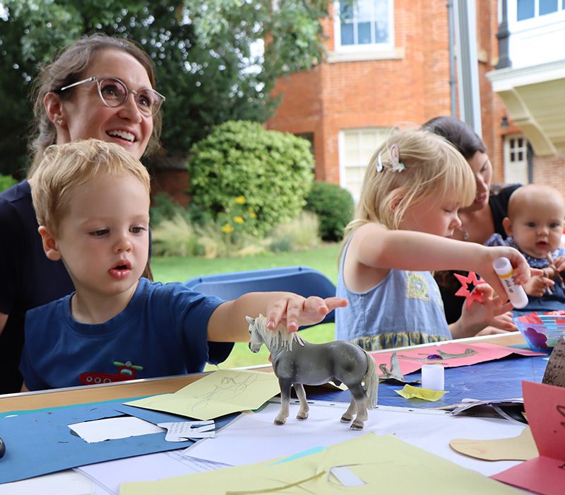 ‘Little Horseshoes’ Pre-School Creative Play Sessions